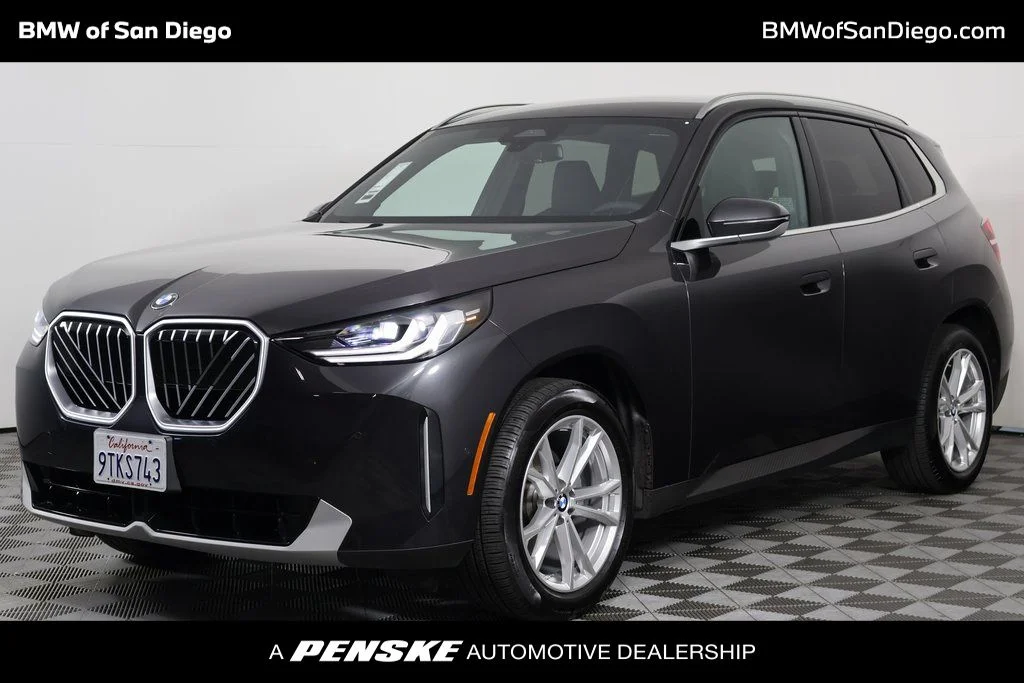 2025 BMW X3 30 XDRIVE's photo