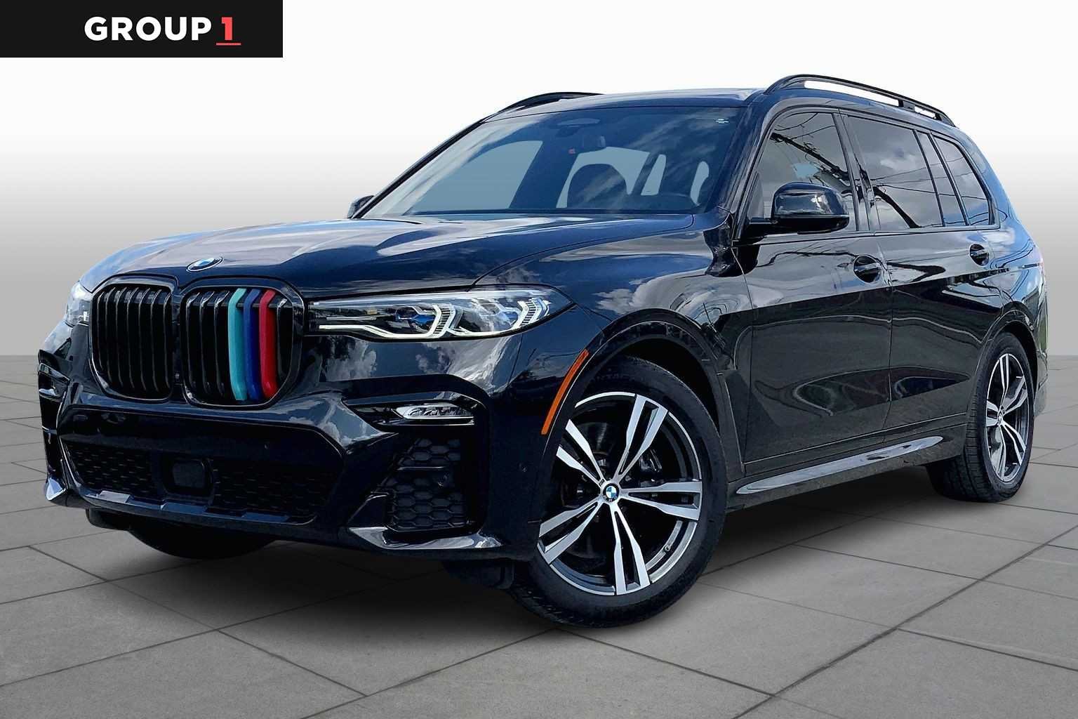 2022 BMW X7 M50i's photo