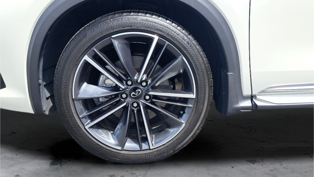 Used 2022 White INFINITI SENSORY image 45