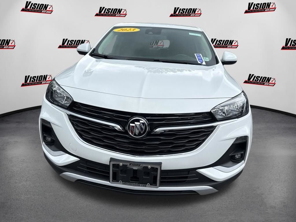 Used 2023 White Buick Preferred image 2