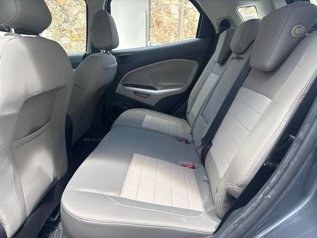 Used 2019 Smoke Metallic Ford S image 4