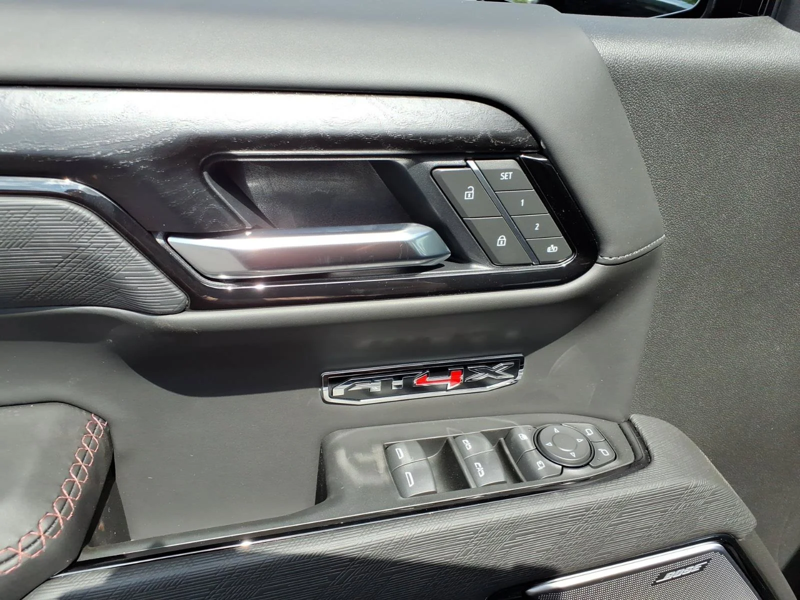 2026 GMC Sierra 1500 AT4X - Photo 12