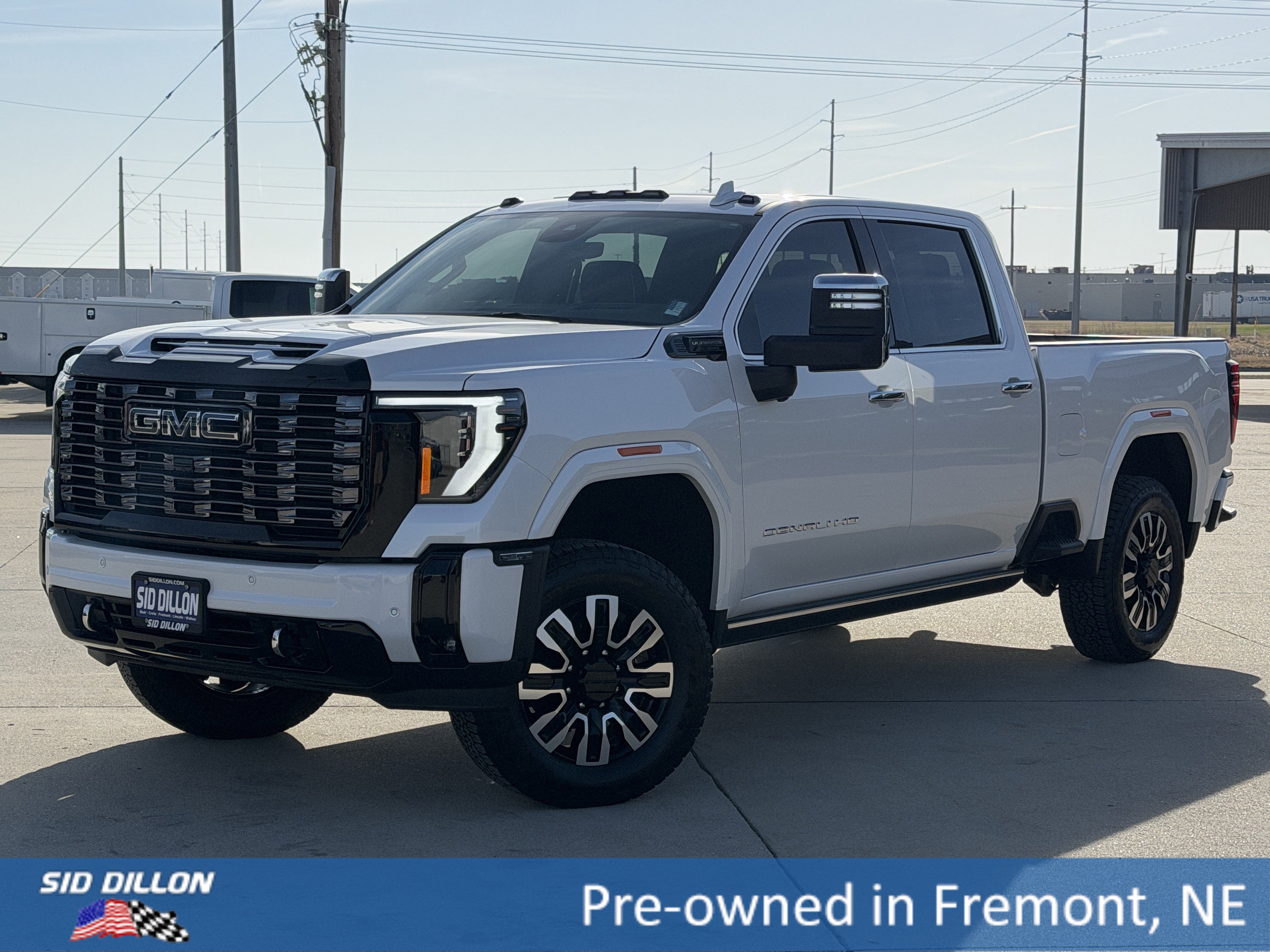 2025 GMC Sierra 4WD Crew Cab Long Box Denali Ultimate's photo