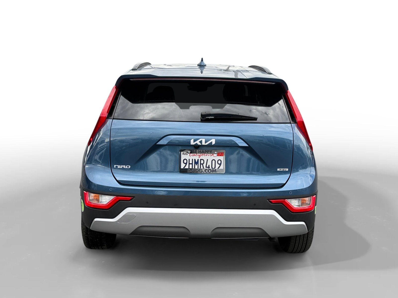 Used 2023 Mineral Blue Kia EX image 4