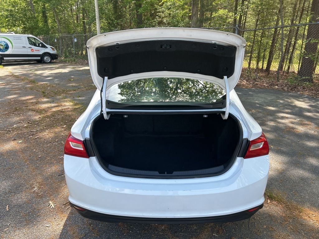 Used 2023 White Chevrolet LT image 30
