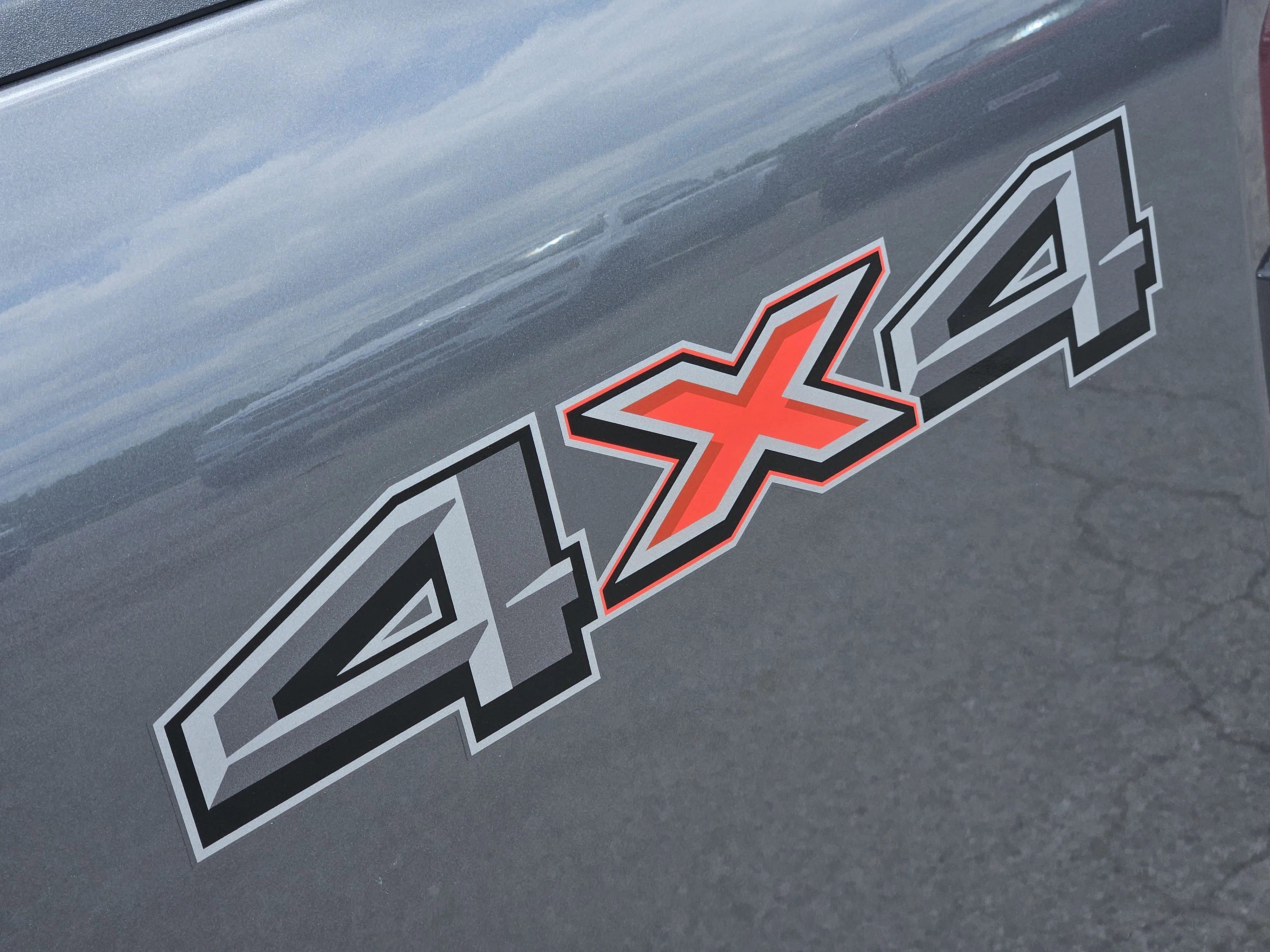 Used 2025  Ford Platinum image 13