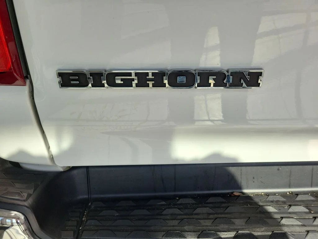 Used 2022 White Ram Big Horn/Lone Star image 11