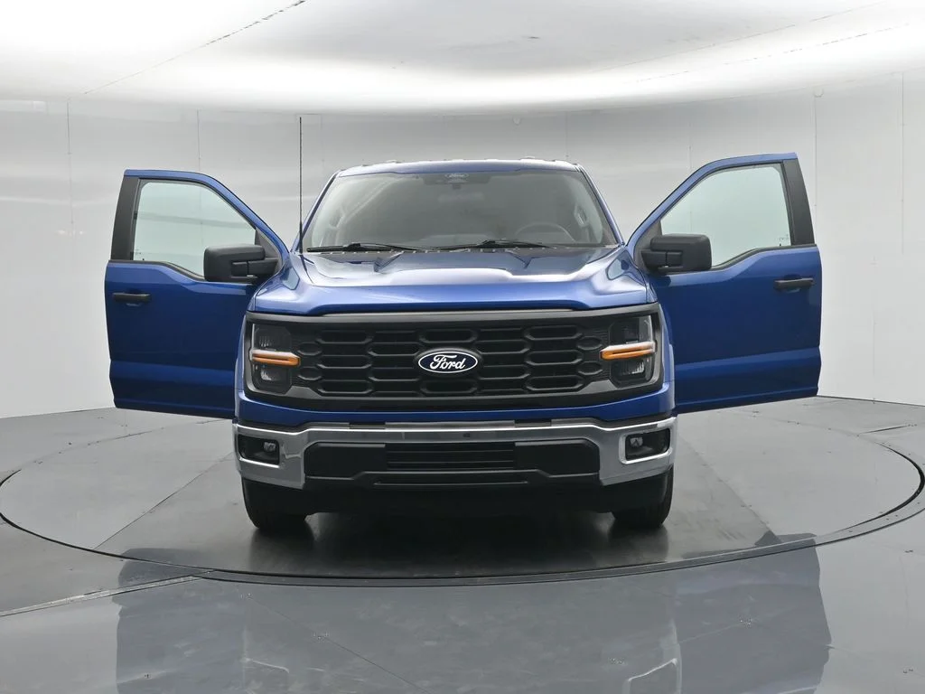 New 2026 Oxford White Ford XLT image 26