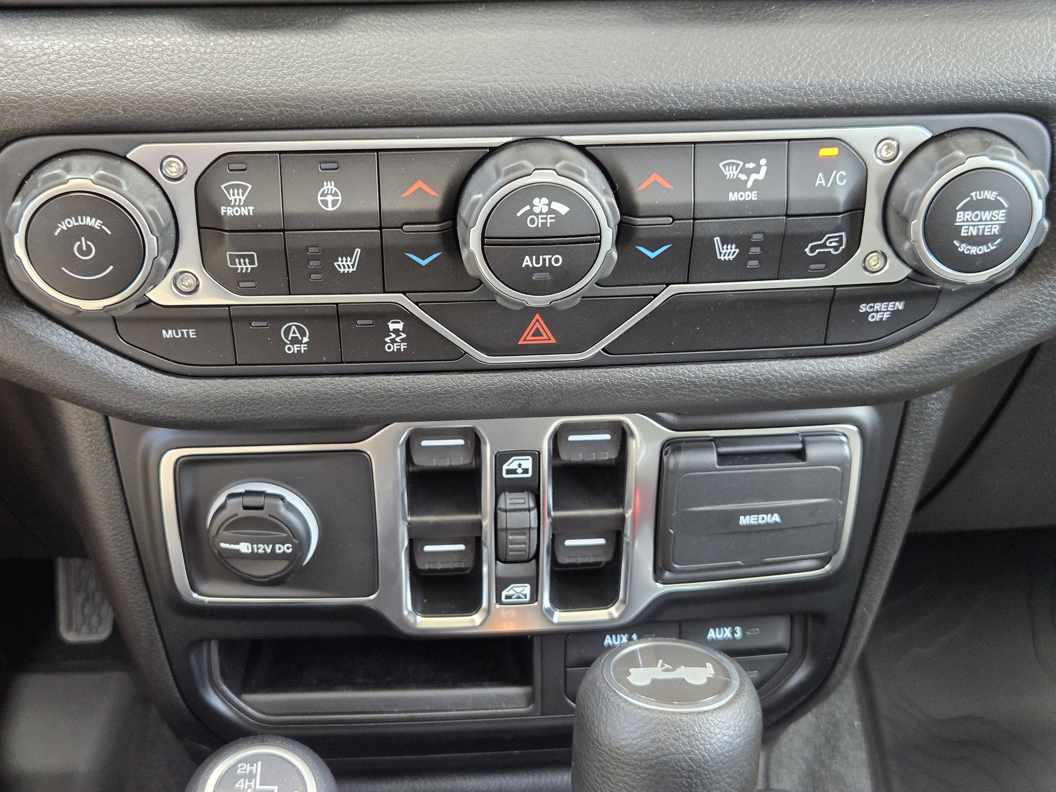 2025 Jeep Wrangler 4-Door Sport S - Photo 15