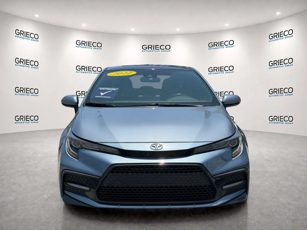 Used 2022 Toyota Corolla SE with VIN 5YFS4MCE0NP103962 for sale in Fort Lauderdale, FL