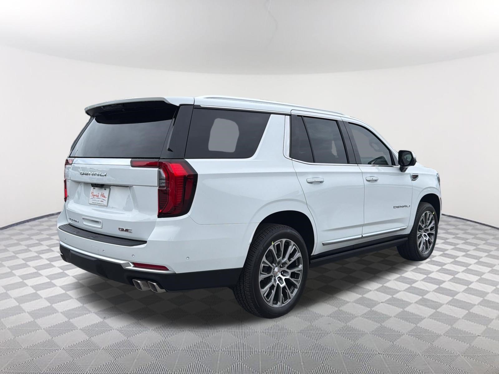 2026 GMC Yukon Denali - Photo 5