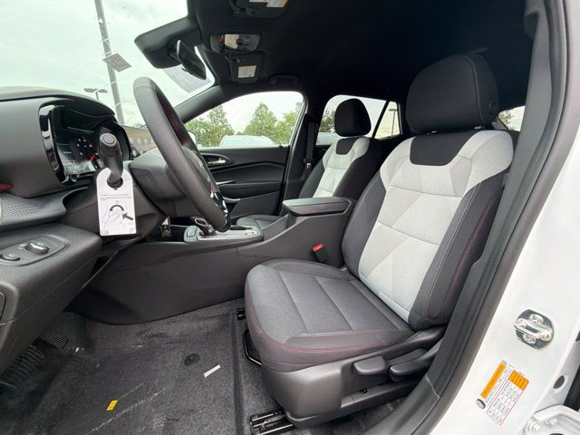 2026 Chevrolet Trax RS - Photo 12