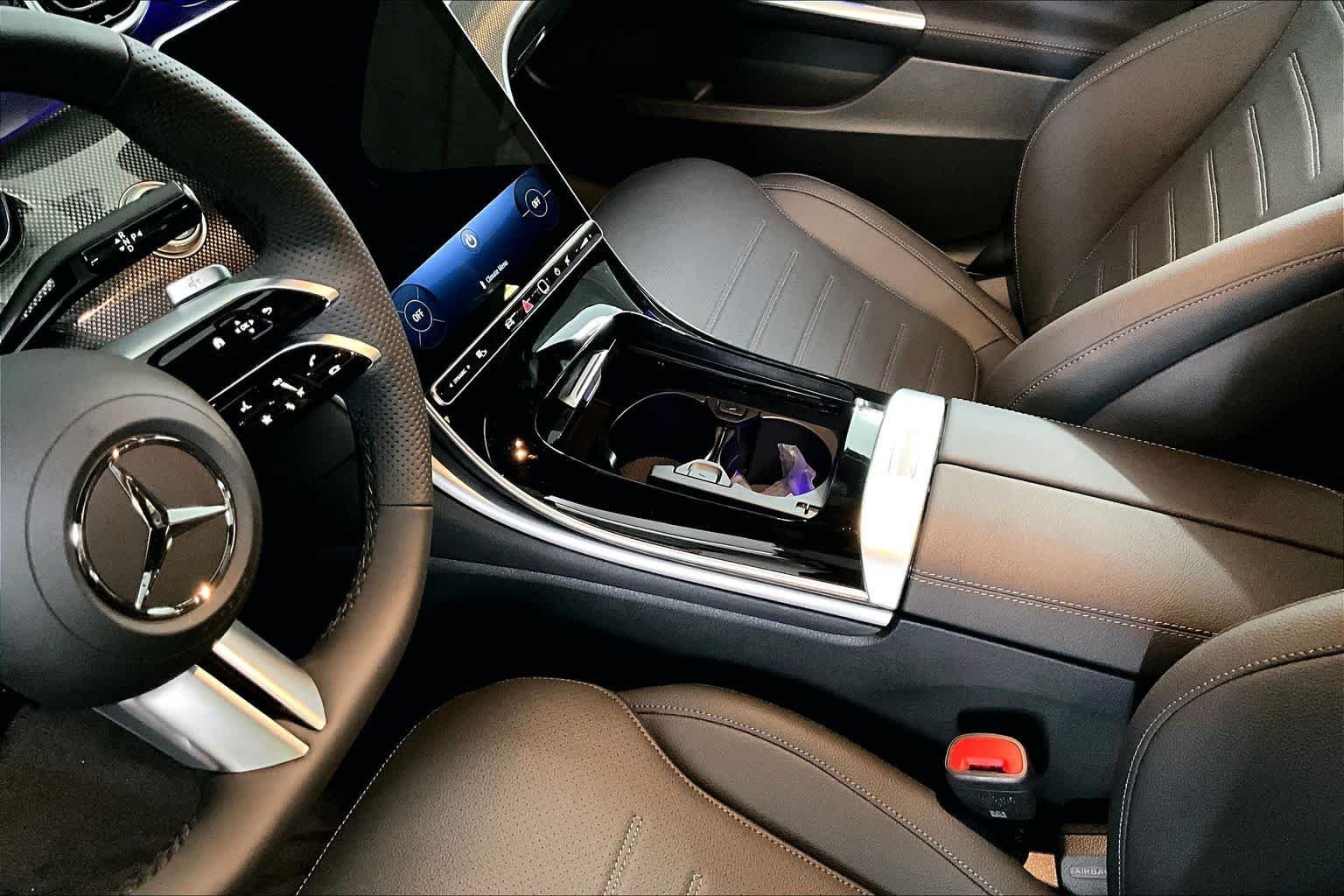 New 2026 MANUFAKTUR Alpine Grey Mercedes-Benz C 300 image 11