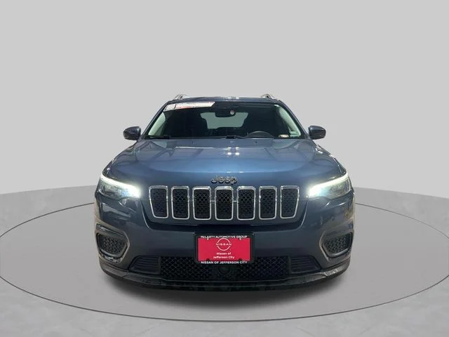 Used 2021 Blue Jeep Latitude image 8