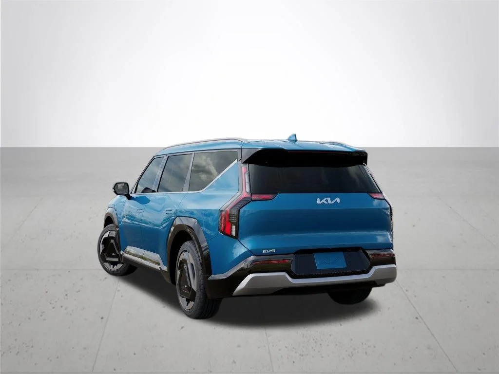 New 2026 Blue Kia Land image 4