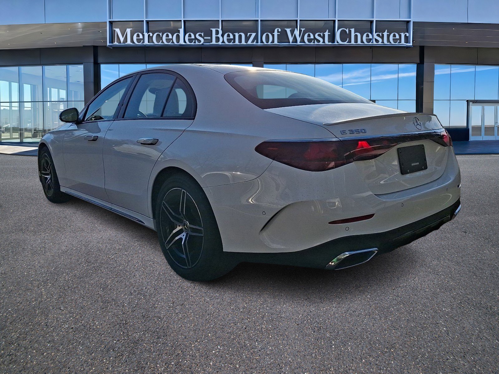 New 2026 Polar White Mercedes-Benz E 350 image 25