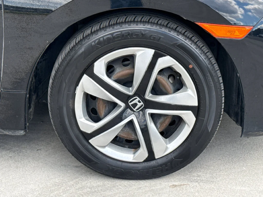Certified Used 2018 Crystal Black Pearl Honda LX image 11