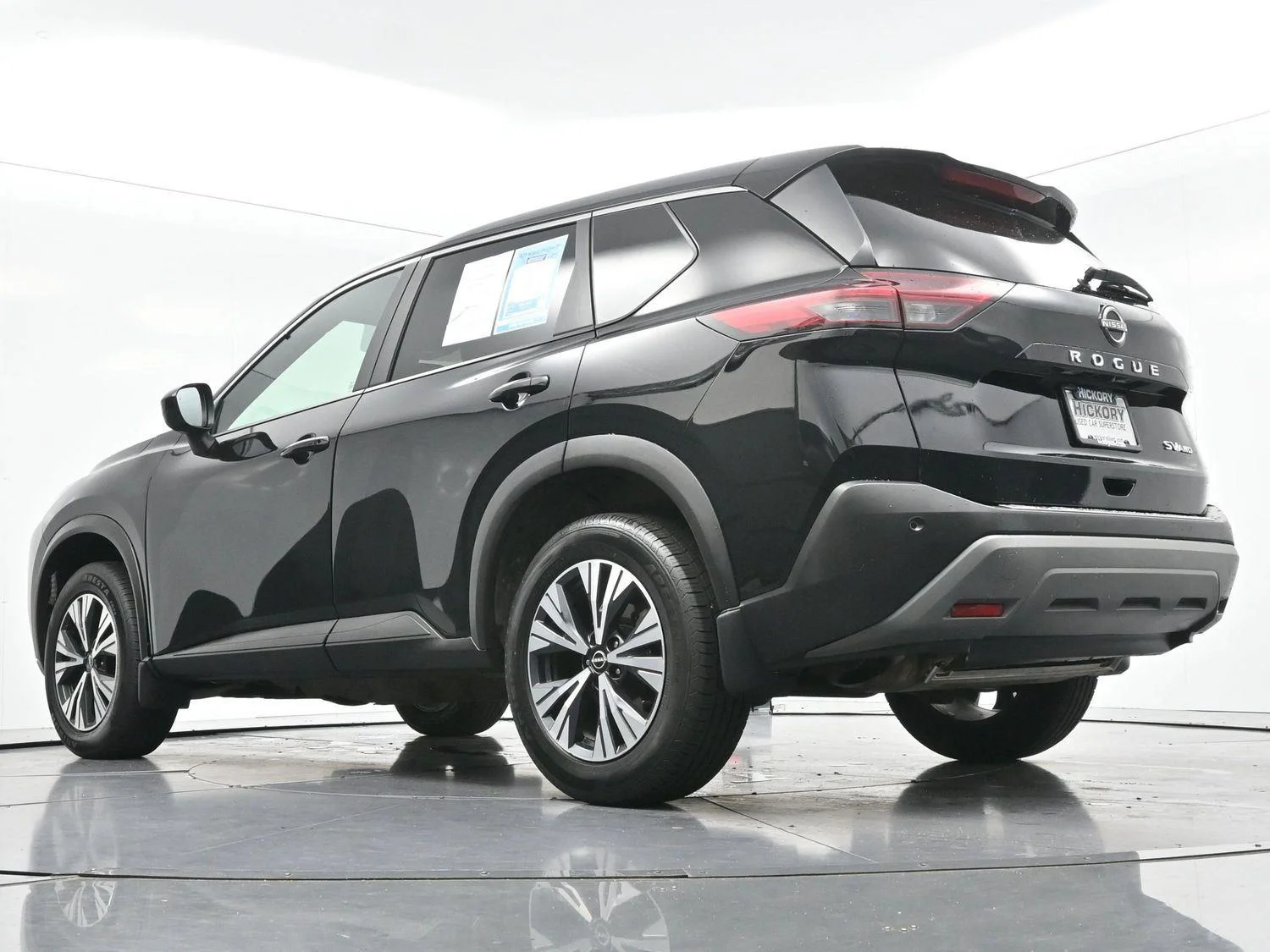 Used 2023 Super Black Nissan SV image 45