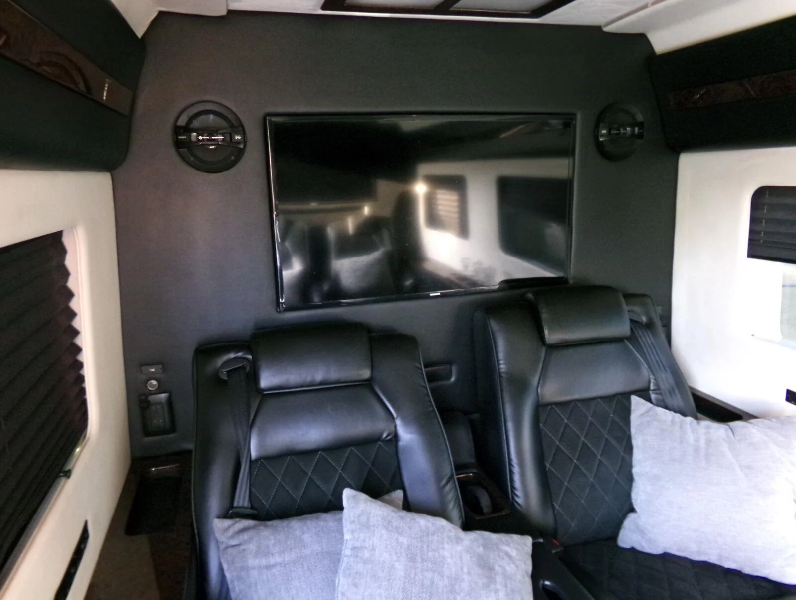 Used 2019 Black Clearcoat Ram  image 13