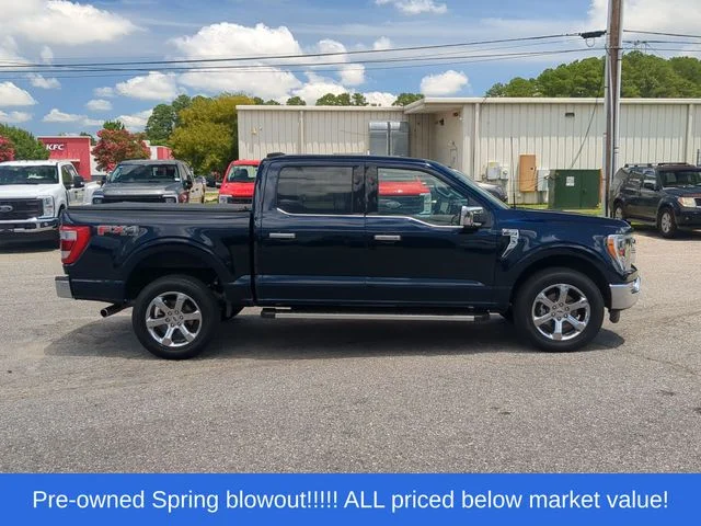 Used 2022 Blue Ford Lariat image 14