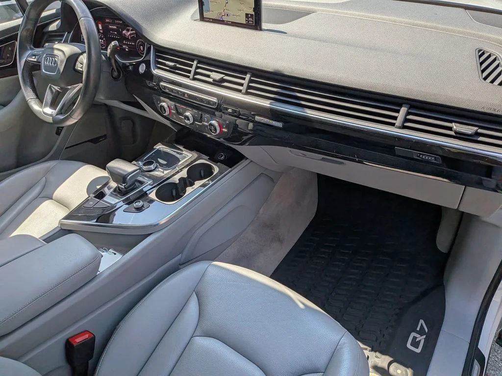 Used 2018 White Audi 3.0T Premium Plus image 36