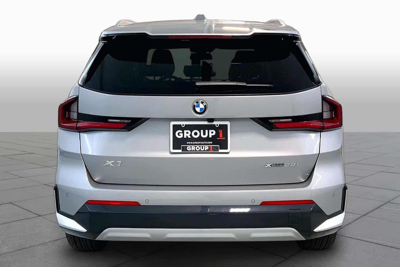 Certified Used 2026 Space Silver Metallic BMW xDrive28i image 4