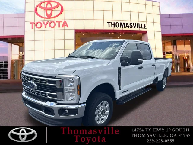 Pre-Owned 2024 Ford Super Duty F-350 SRW XLT 4WD
