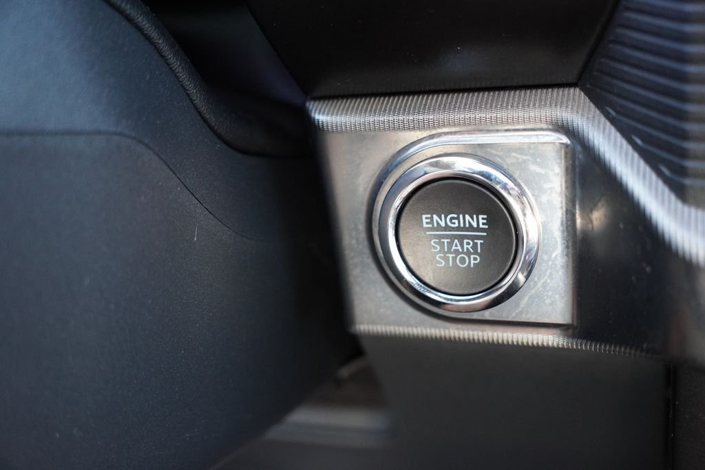 Used 2025 Gray Ford Raptor image 37
