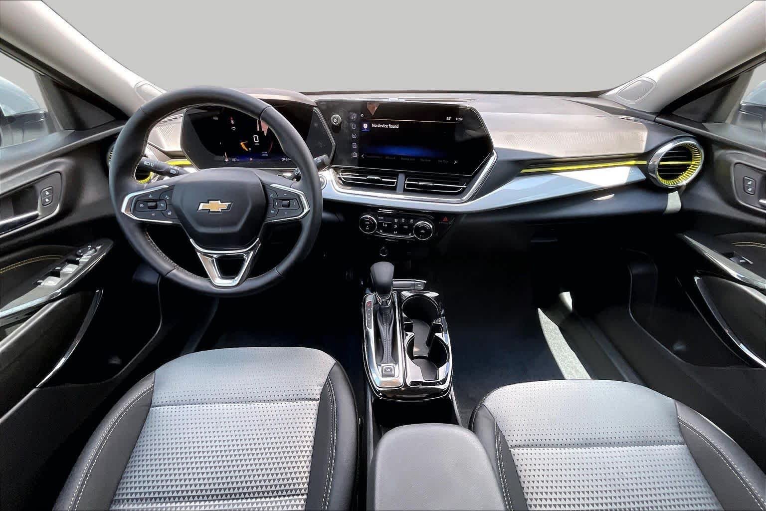 Used 2026 Summit White Chevrolet LT image 15