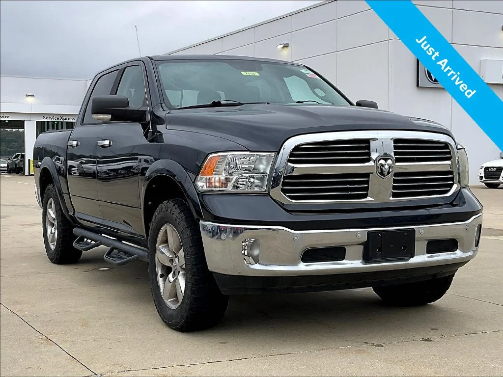 Used 2015 Gray Ram Big Horn image 1