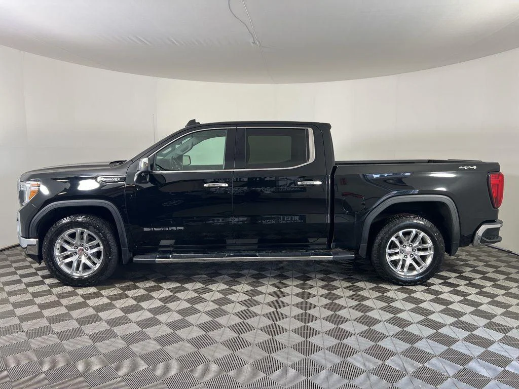 Used 2019 Onyx Black GMC SLT image 33