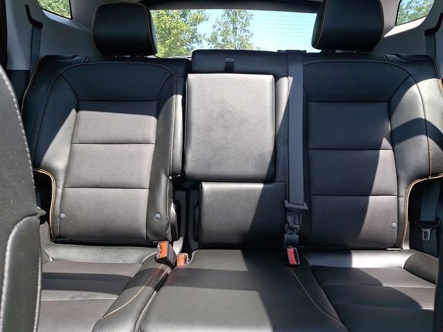 Used 2024 Riptide Metallic GMC AT4 image 13