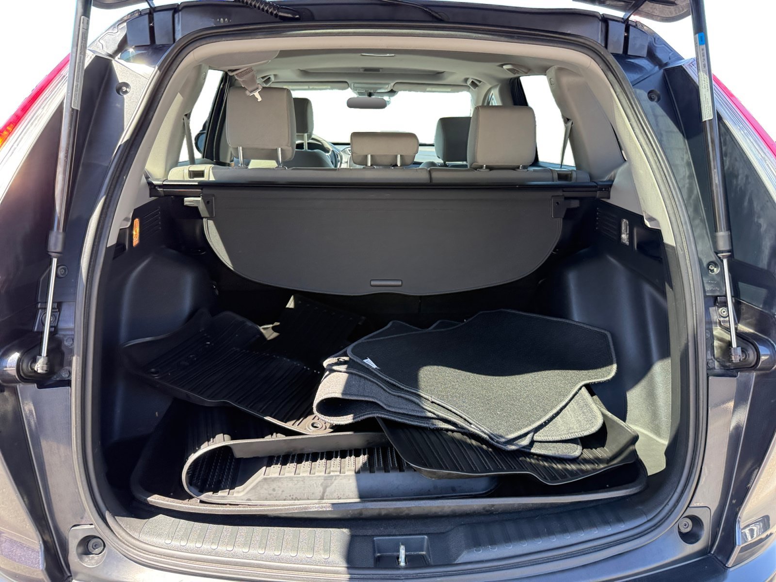 Used 2018 Gray Honda EX image 17