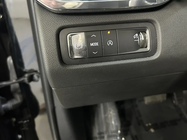 Used 2025 BLACK GMC FWD Elevation image 25