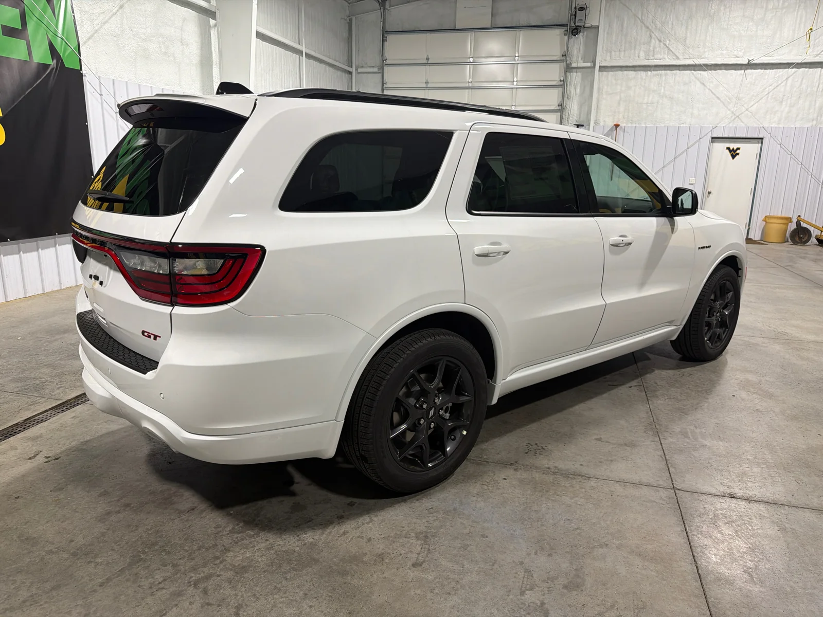 New 2027 White Knuckle Clear-Coat Exterior Paint Dodge GT Premium HEMI image 6