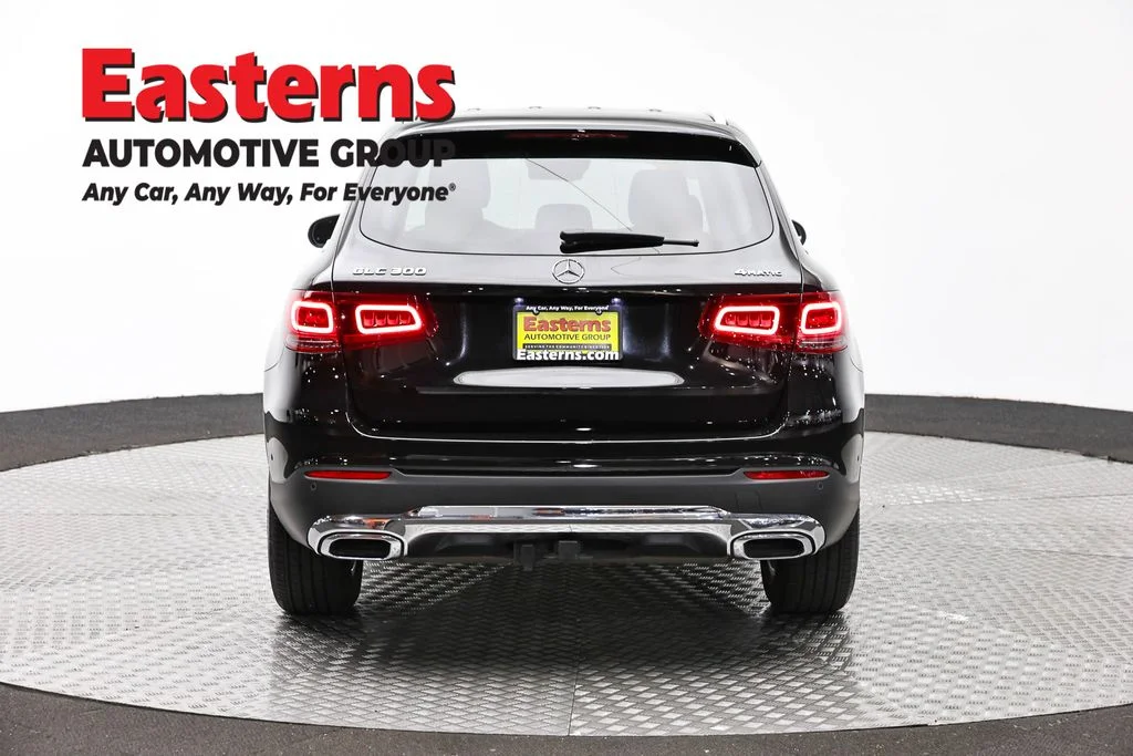 Used 2021 Black Mercedes-Benz GLC 300 image 6