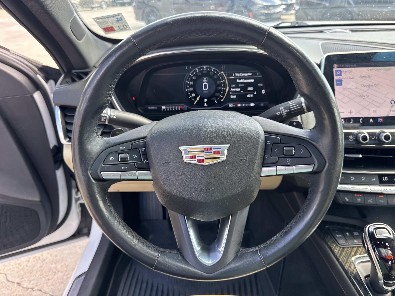 Used 2021 Crystal White Tricoat Cadillac Premium Luxury image 22