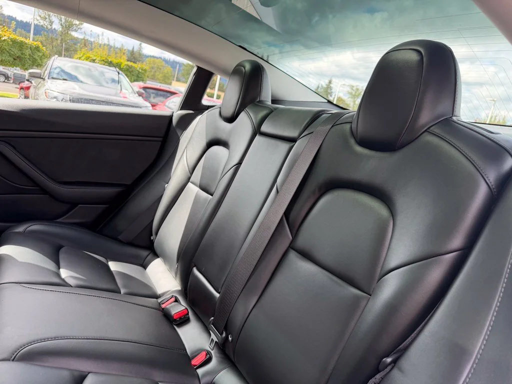 Used 2018 Blue Tesla Long Range image 28