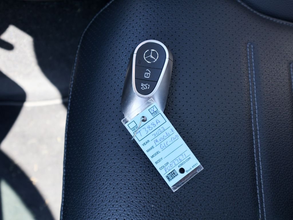 Used 2023 Silver Mercedes-Benz GLC 300 image 27