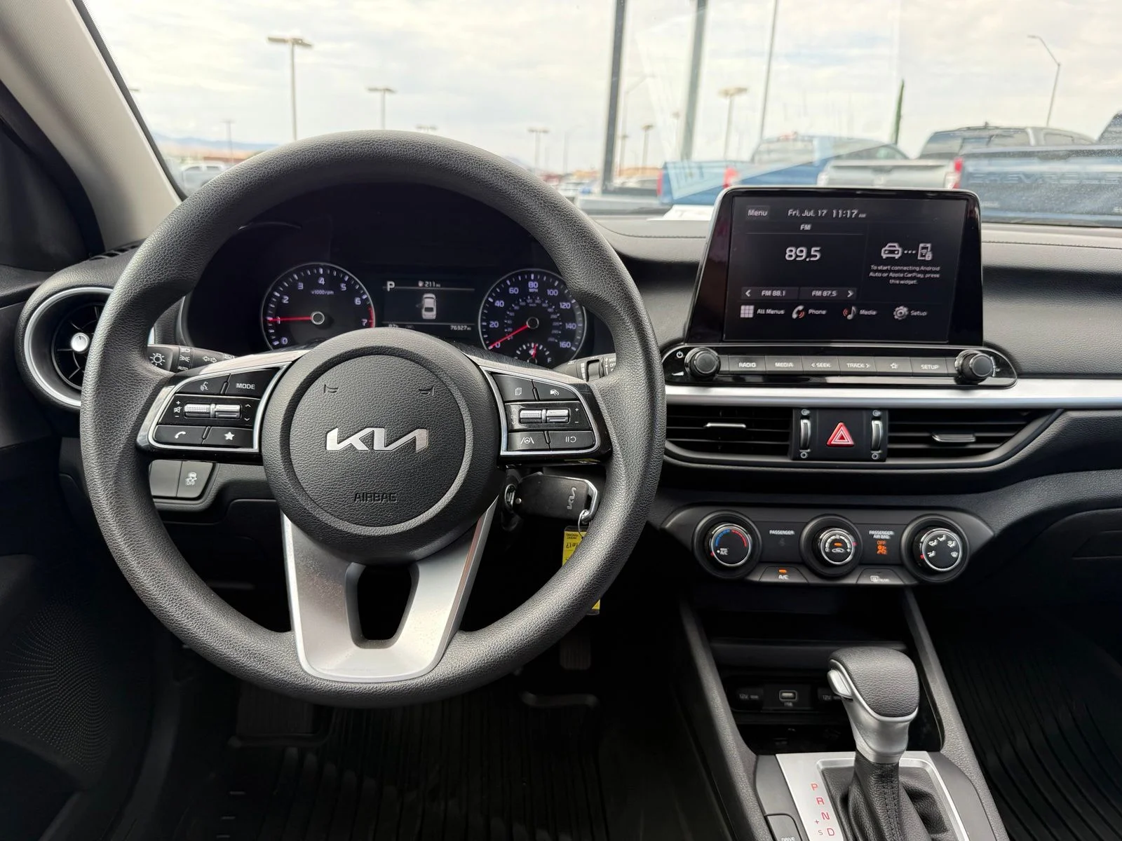 2023 Kia Forte LXS - Photo 16