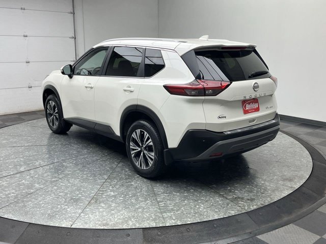 Used 2023 Pearl White Tricoat Nissan SV image 2