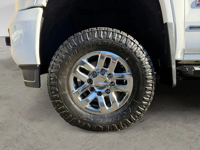 Used 2016 White GMC SLT image 14