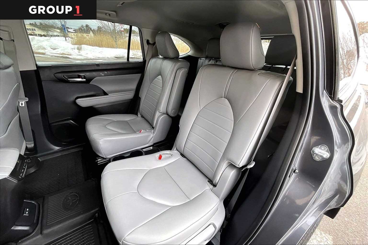 2025 Toyota Highlander XLE - Photo 21