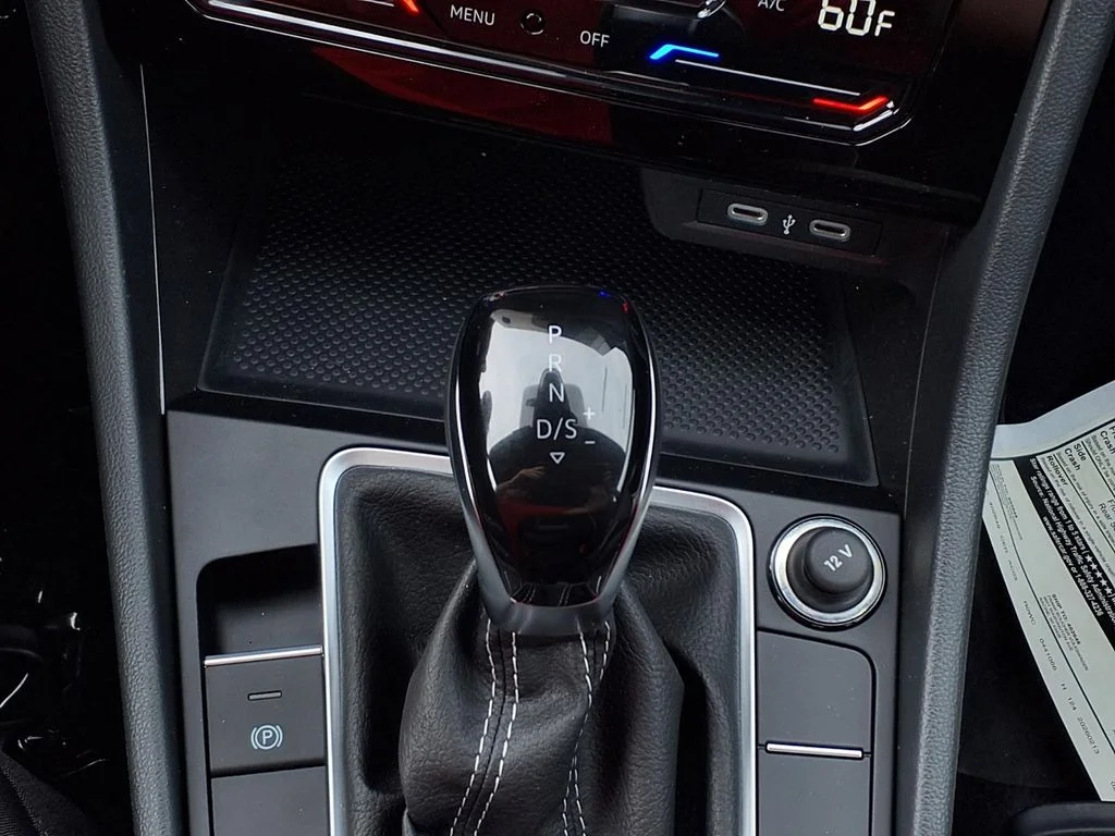 New 2026 Deep Black Pearl Volkswagen 1.5T Sport image 19