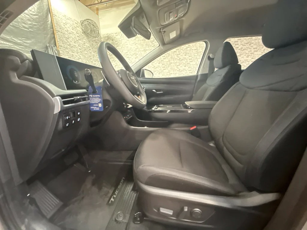 New 2026 Shimmering Silver Hyundai SEL image 24