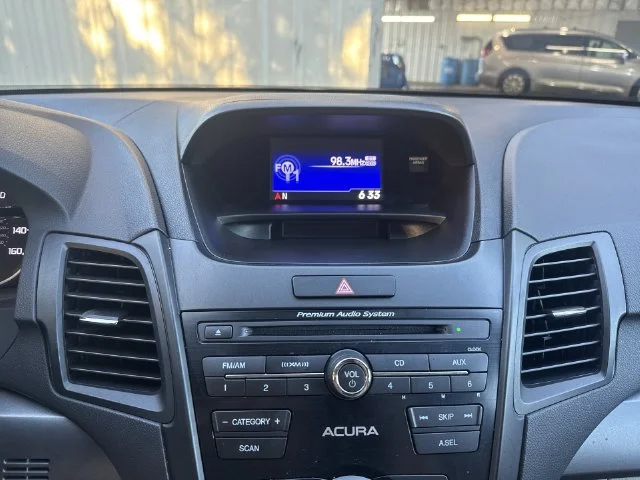 Used 2017  Acura AcuraWatch Plus Package image 21