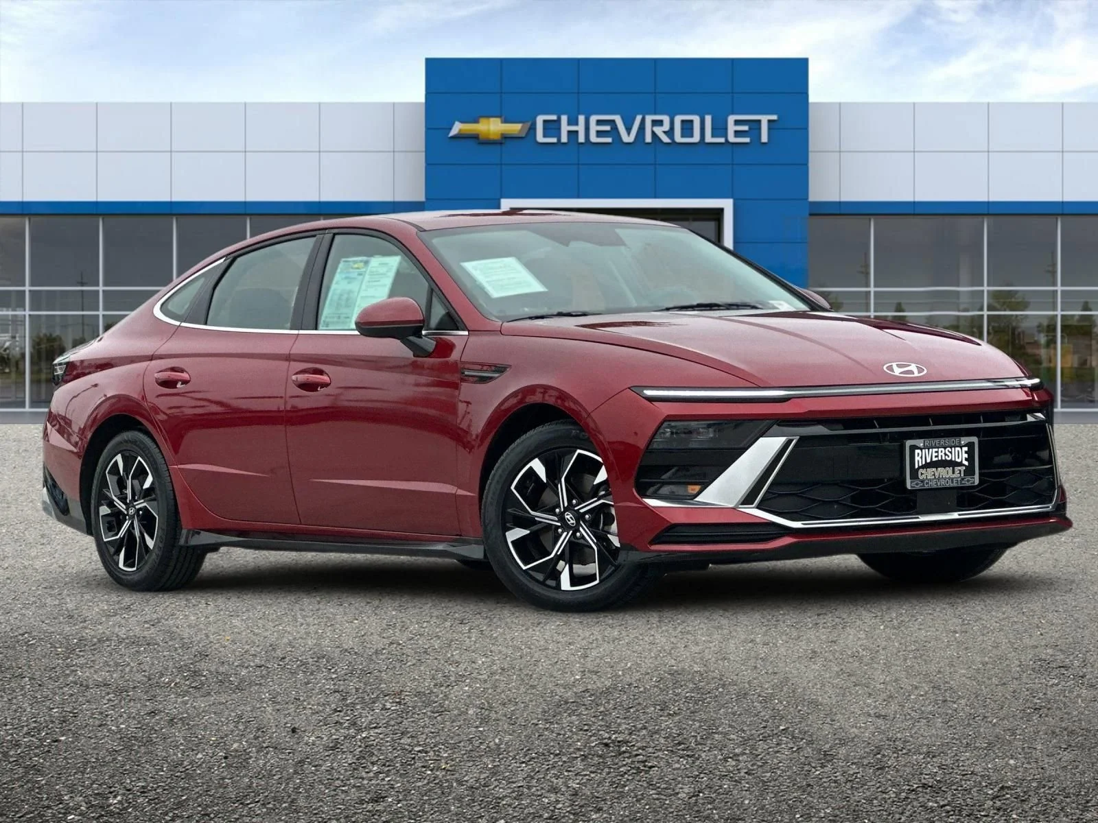 2024 Hyundai Sonata SEL - Photo 2