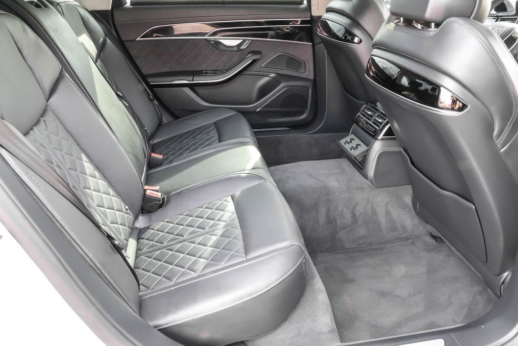 2023 Audi S8 Base - Photo 37