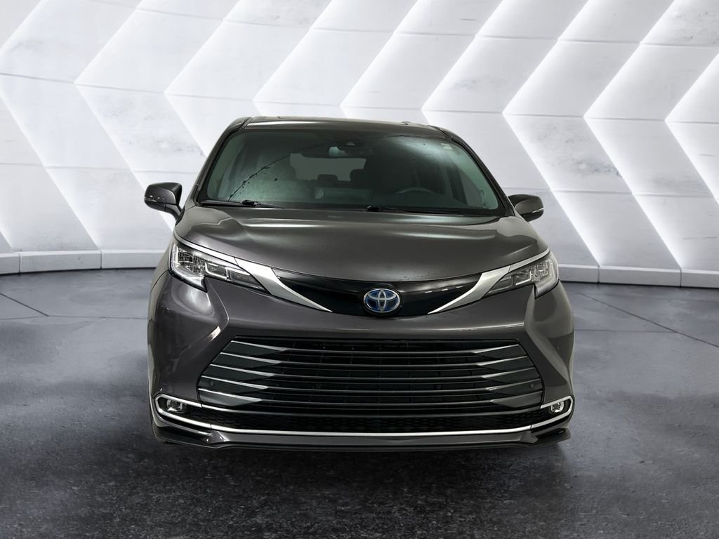 Used 2023 Gray Toyota Limited image 2