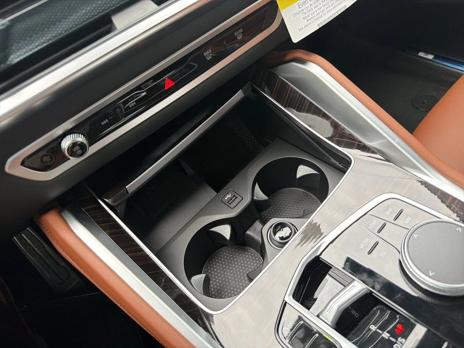 New 2027 Alpine White BMW xDrive40i image 35